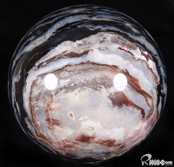 Titan 7.0" Black Zebra Agate Sphere, Crystal Ball Titan 7.0" Black Zebra Agate Sphere, Crystal Ball