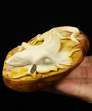 Original 4.4" MOONKAITE Crystal Lizard Sculpture