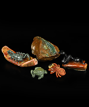 Five Poisons Indian Agate Hand Carved Crystal Sculpture, Crystal Healing