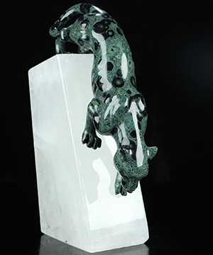 10.7" Kambaba Jasper Hand Carved Crystal Leopard Sculpture, Crystal Healing