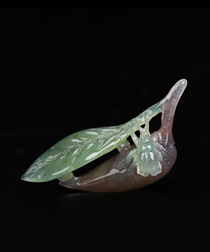 1.9" Indian Agate Hand Carved Crystal Pepper and Cicada Sculpture, Crystal Healing