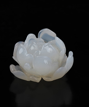 2.3" Agate Hand Carved Crystal Rose Sculpture, Crystal Healing